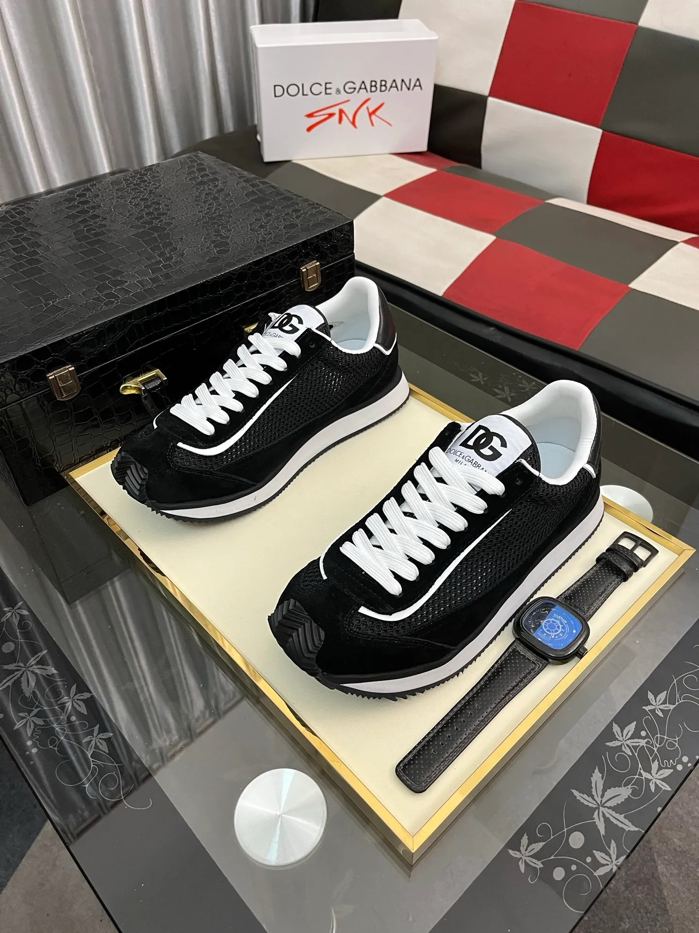 Men's Men's Shoes💰458⌚️⌚️••Dolce&Gabbana••DG✔️High-end men's sports and casual shoes. Original goods from top counters. Original imported cowhide, multi-material splicing design ➕Imported cowhide lining, cowhide feet ➕Original TPR elastic outsole. Size: 36-46